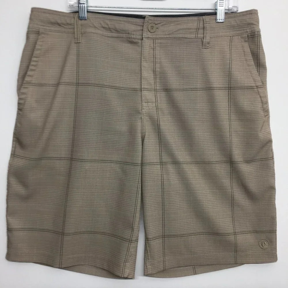 Men’s Hang Ten Plaid‎ Tan Shorts 36